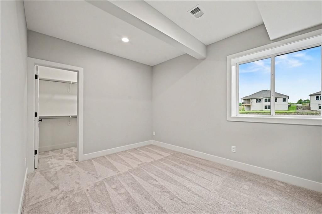 696 Salem Road — photo 18