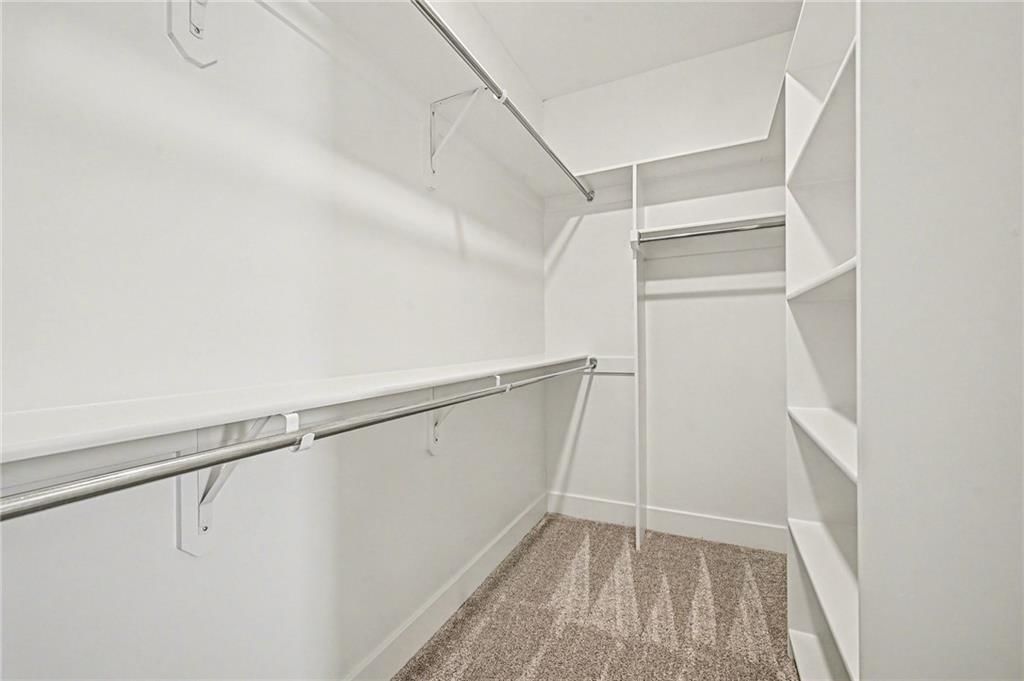 466 Green Drive — photo 23