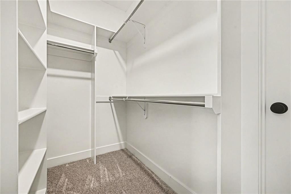 466 Green Drive — photo 26
