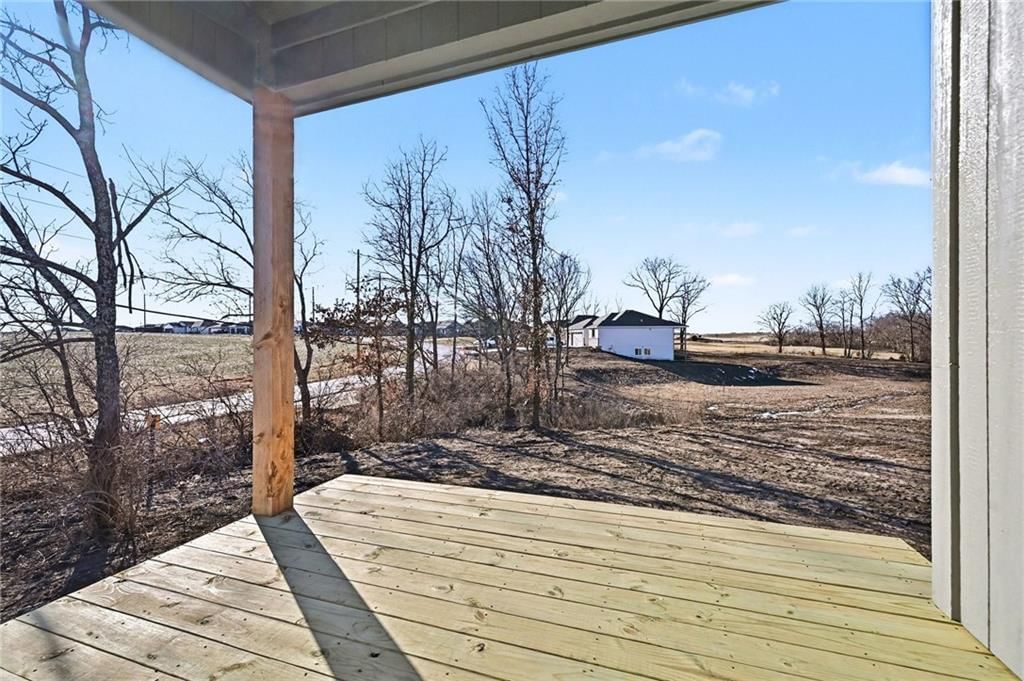 466 Green Drive — photo 27