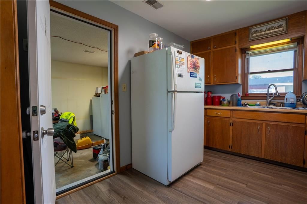 402 W Innes Street — photo 13