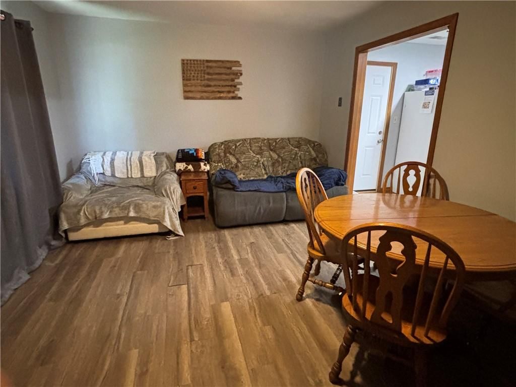 402 W Innes Street — photo 39