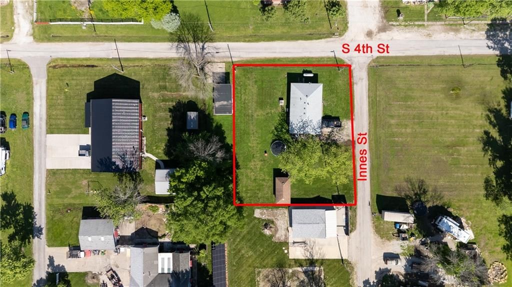 402 W Innes Street — photo 41