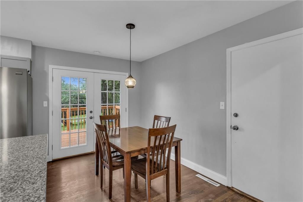 5800 FAIRLANE Drive — photo 10