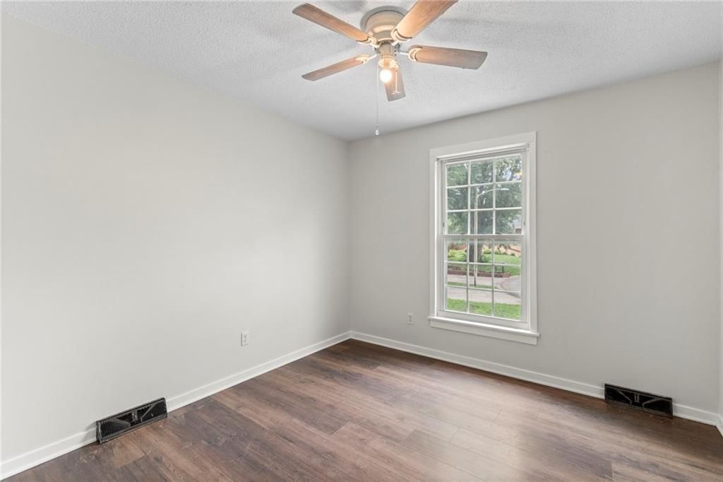 1304 SE Alice Court — photo 18