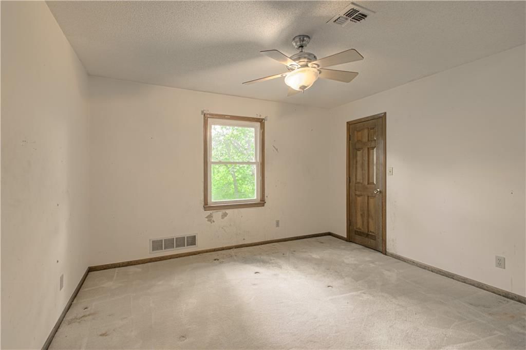 1309 SW Hidden Creek Court — photo 26