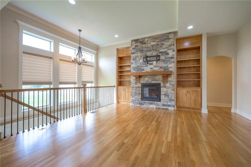1225 Buckingham Court — photo 5