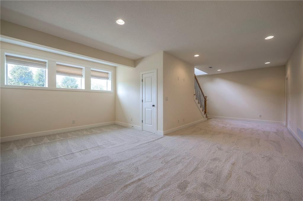 1225 Buckingham Court — photo 29
