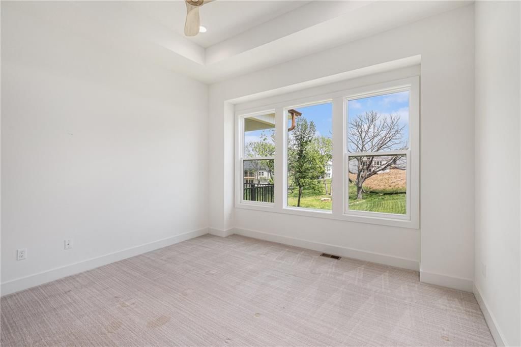 12445 Empress Street — photo 11