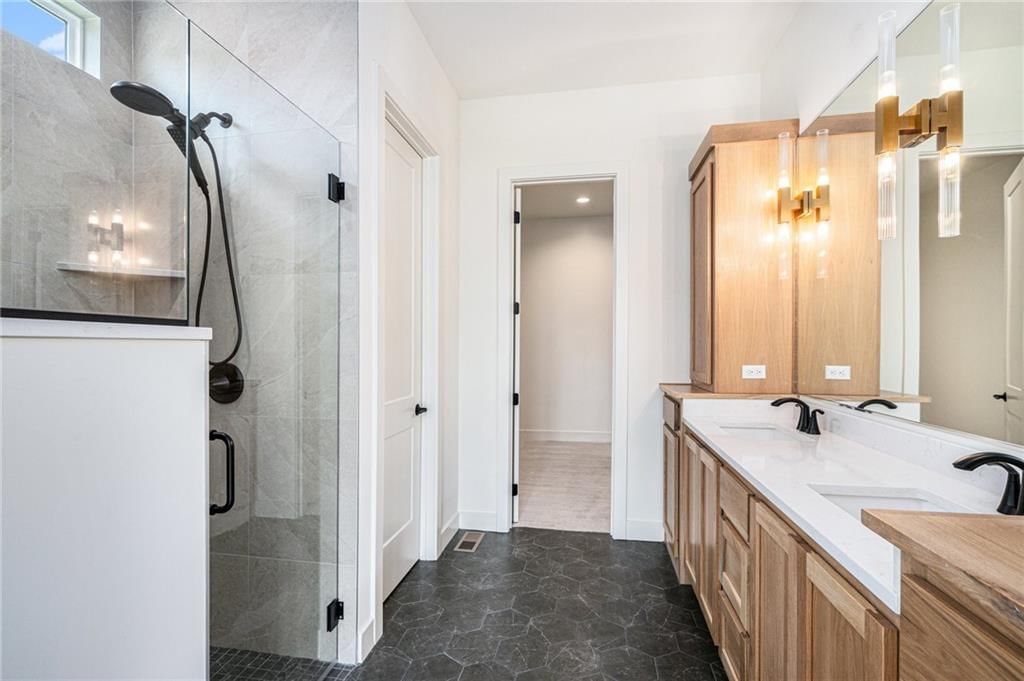 12445 Empress Street — photo 14