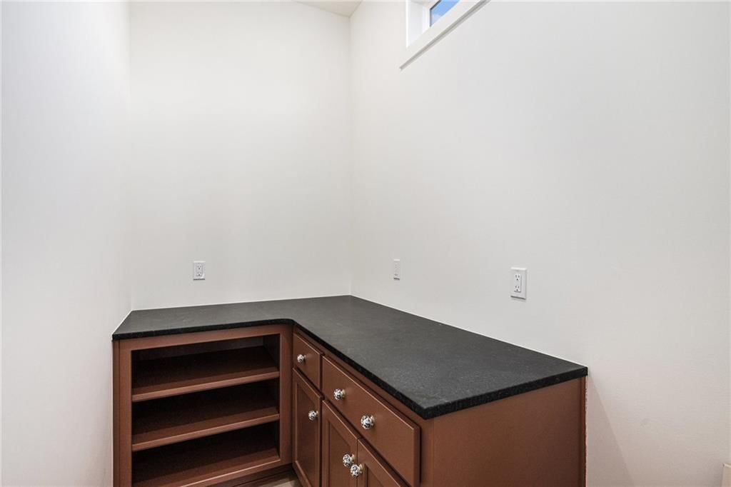 12445 Empress Street — photo 20