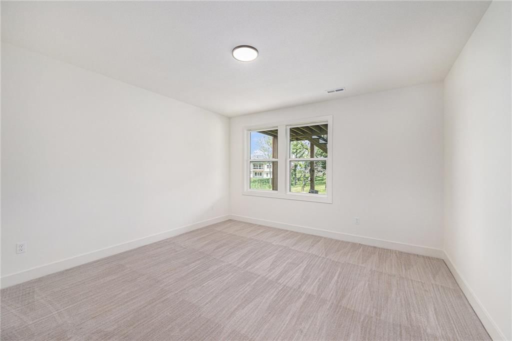 12445 Empress Street — photo 21