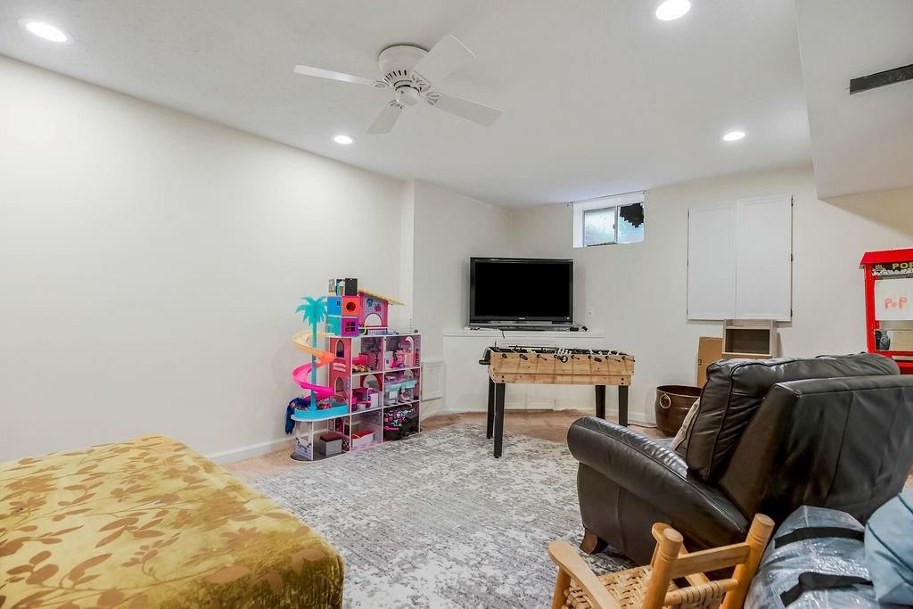 8619 NE 75th Terrace — photo 35