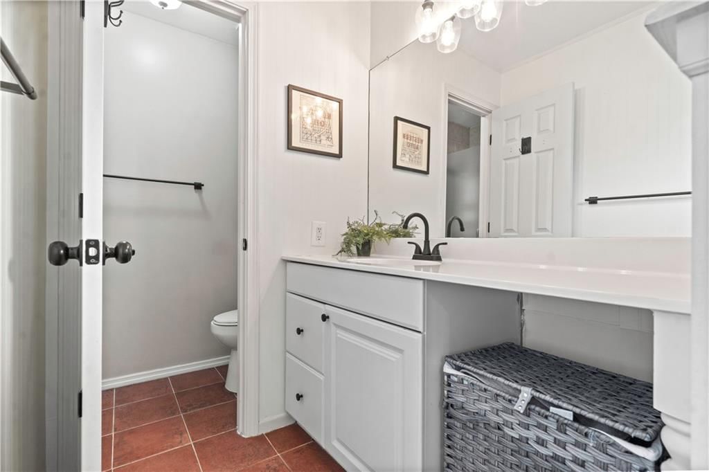 410 NW Shamrock Avenue — photo 15