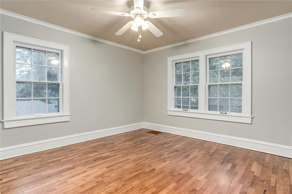 108 SW Madison Street — photo 27