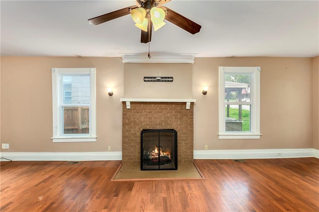 320 Vine Street — photo 4