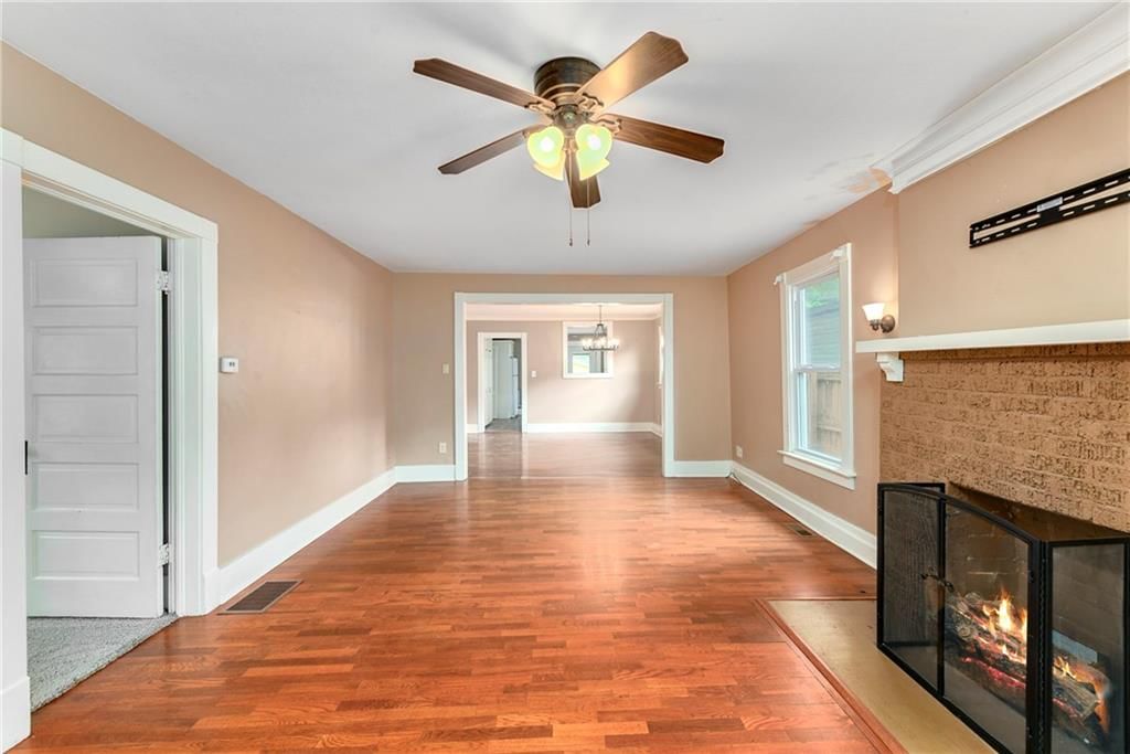 320 Vine Street — photo 7