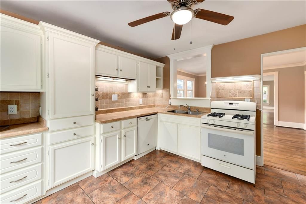 320 Vine Street — photo 12