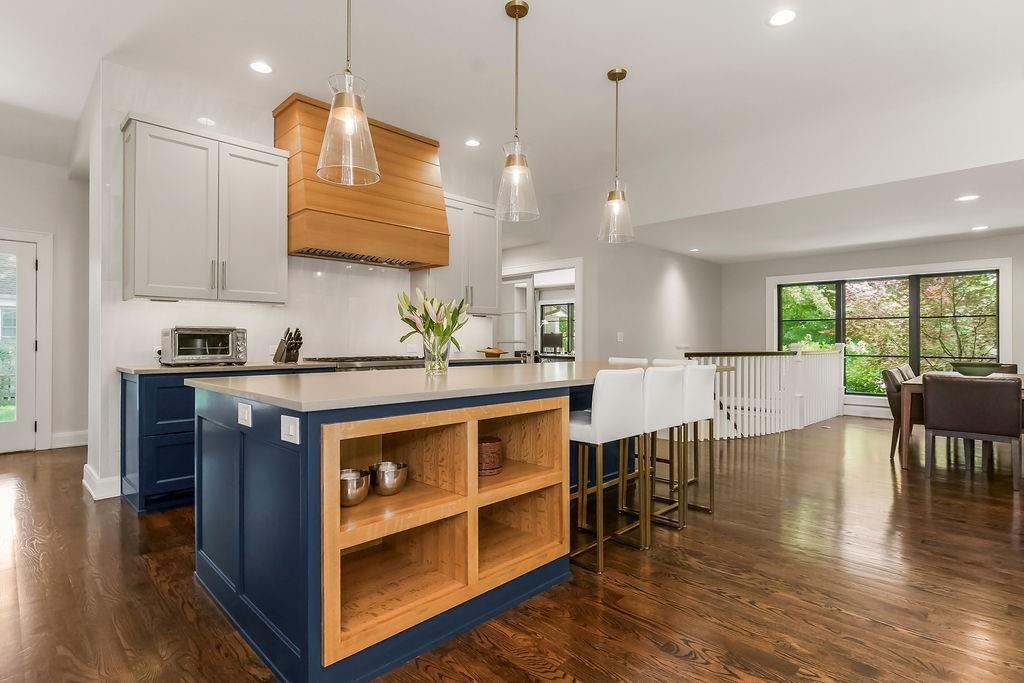 9400 Lee Boulevard — photo 13
