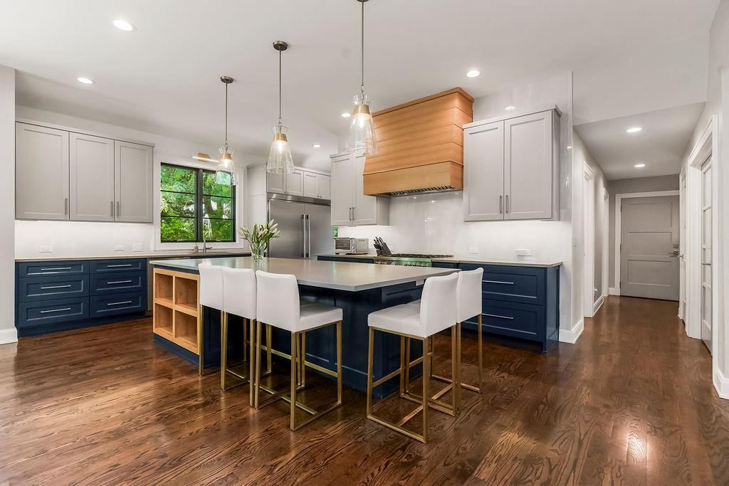 9400 Lee Boulevard — photo 14
