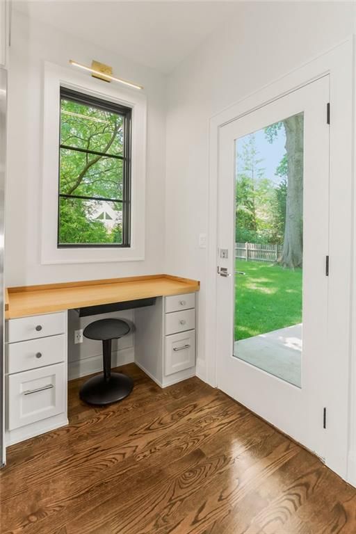 9400 Lee Boulevard — photo 18