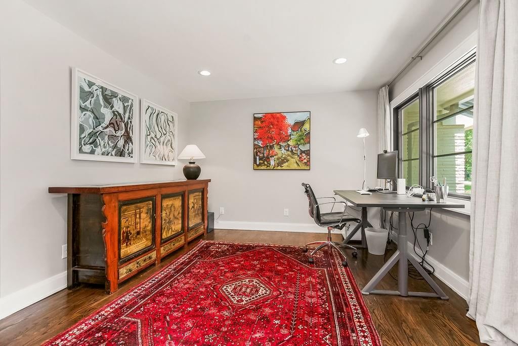 9400 Lee Boulevard — photo 21