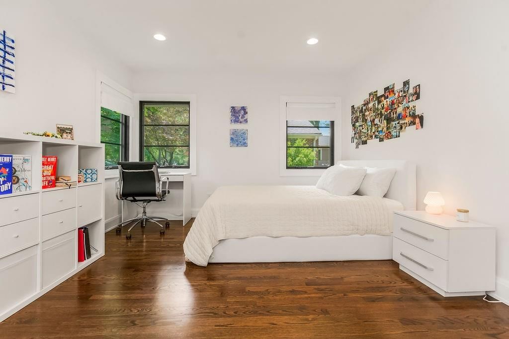 9400 Lee Boulevard — photo 31