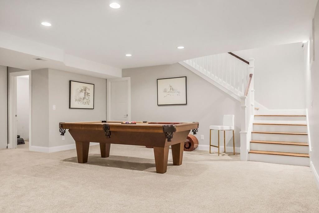 9400 Lee Boulevard — photo 36