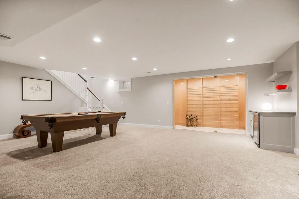 9400 Lee Boulevard — photo 38