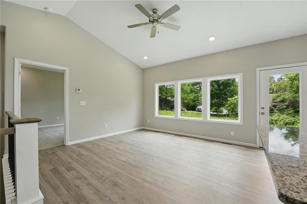 781 Highland Drive — photo 9