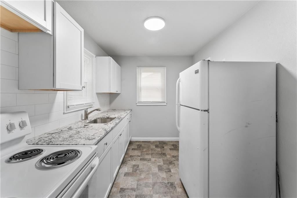 3112 S Claremont Avenue — photo 11