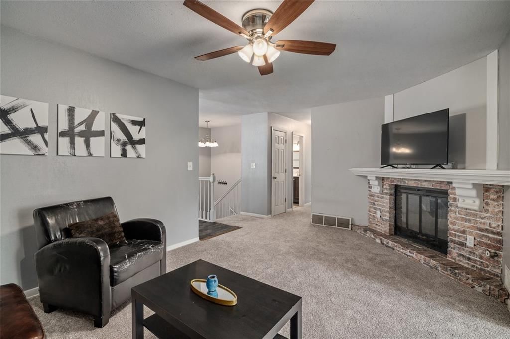 604 NE Ash Street NE — photo 12