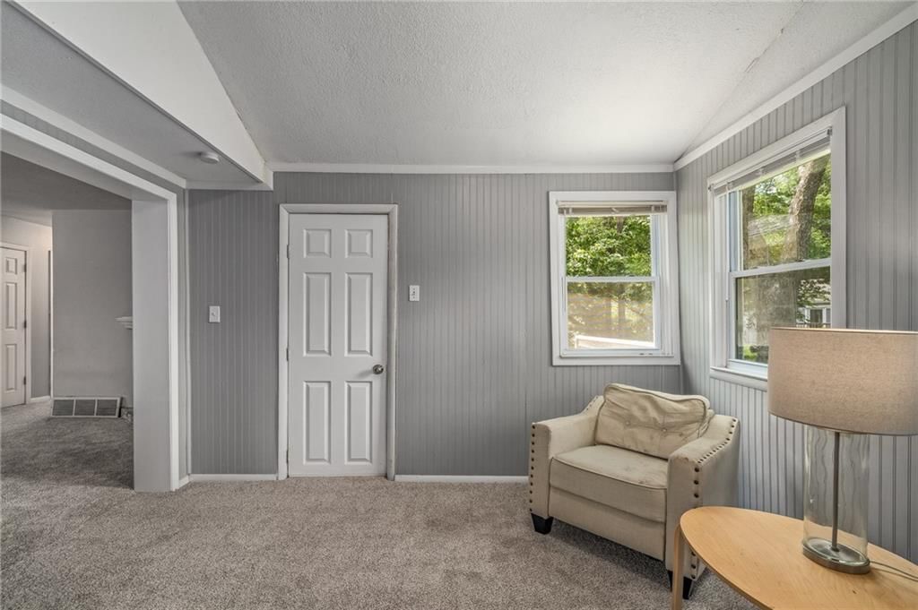 604 NE Ash Street NE — photo 16