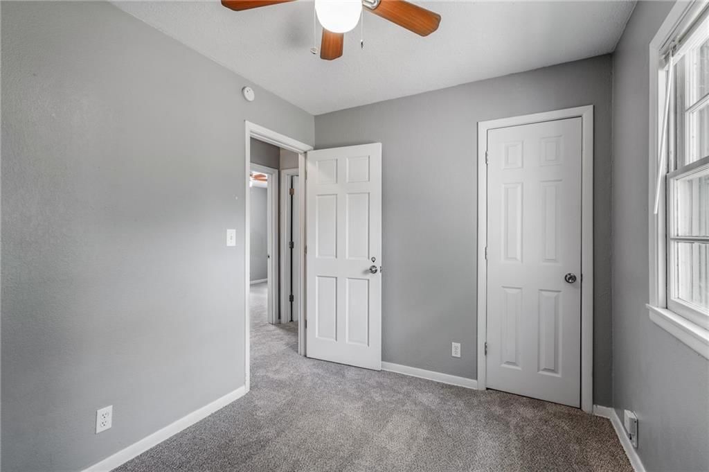 604 NE Ash Street NE — photo 32