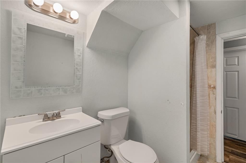 604 NE Ash Street NE — photo 38