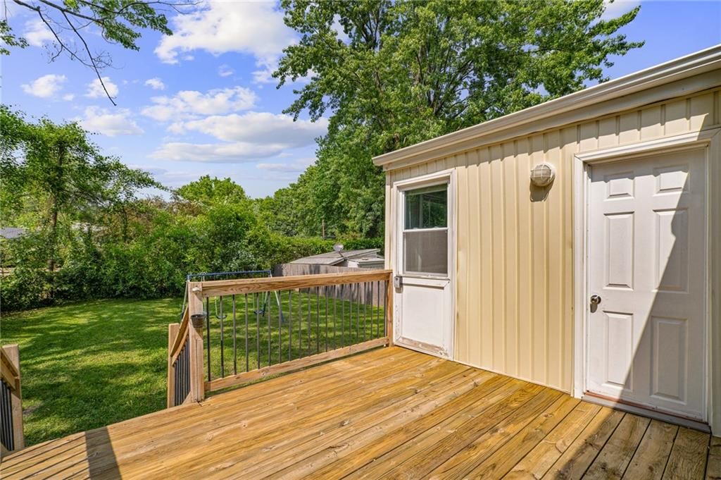 604 NE Ash Street NE — photo 43