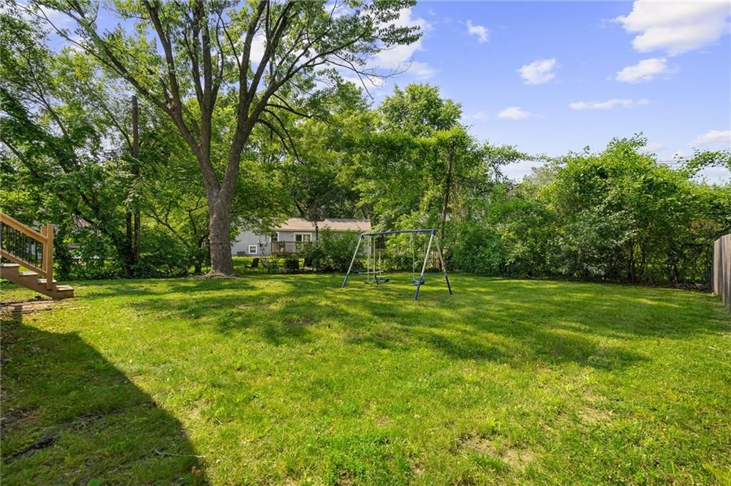 604 NE Ash Street NE — photo 46