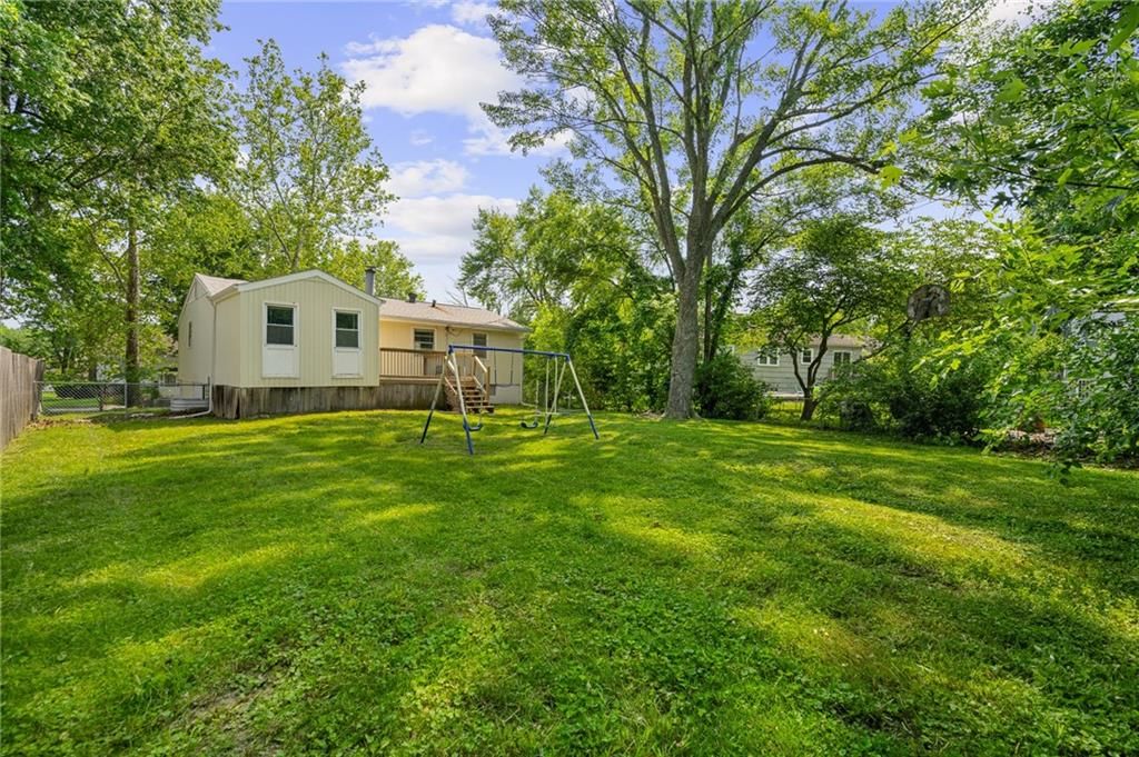 604 NE Ash Street NE — photo 47