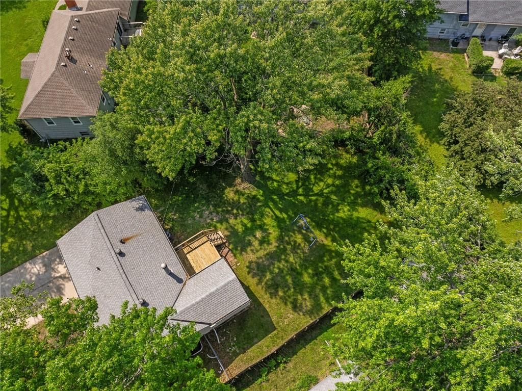 604 NE Ash Street NE — photo 52