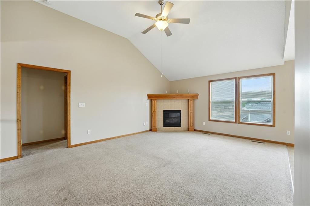 614 SW Tisha Lane — photo 6