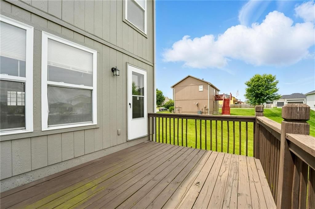 614 SW Tisha Lane — photo 26