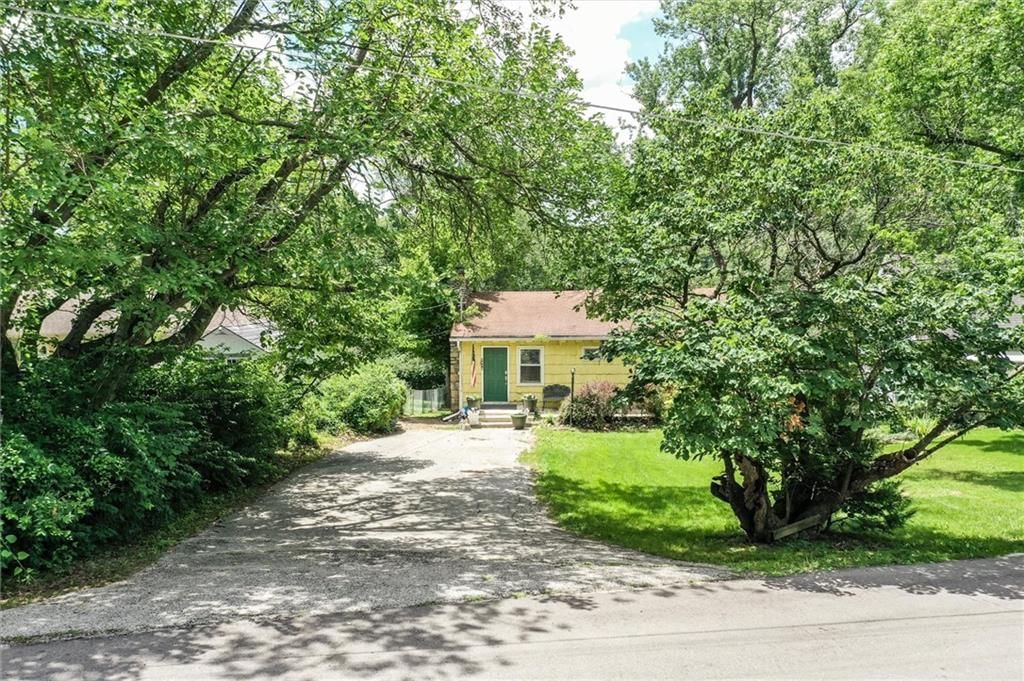 5470 NW Venetian Drive — photo 2
