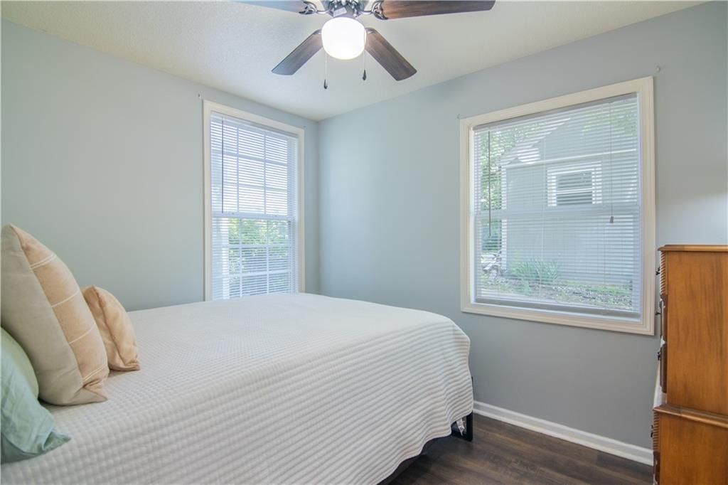 4734 VISTA Street — photo 10