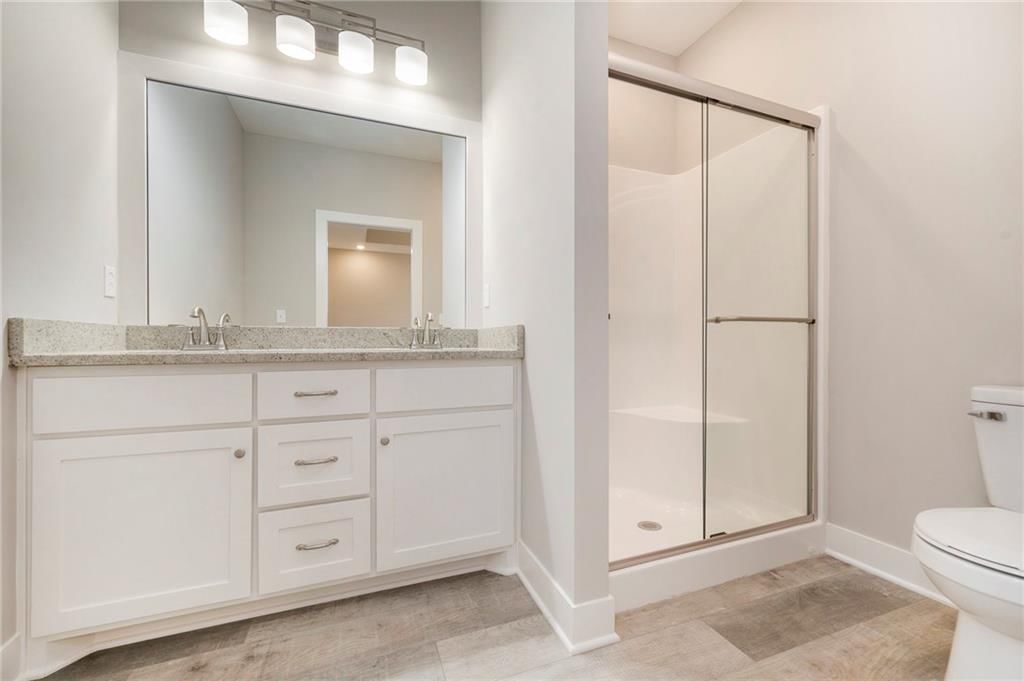 523 Hawthorne Street — photo 14