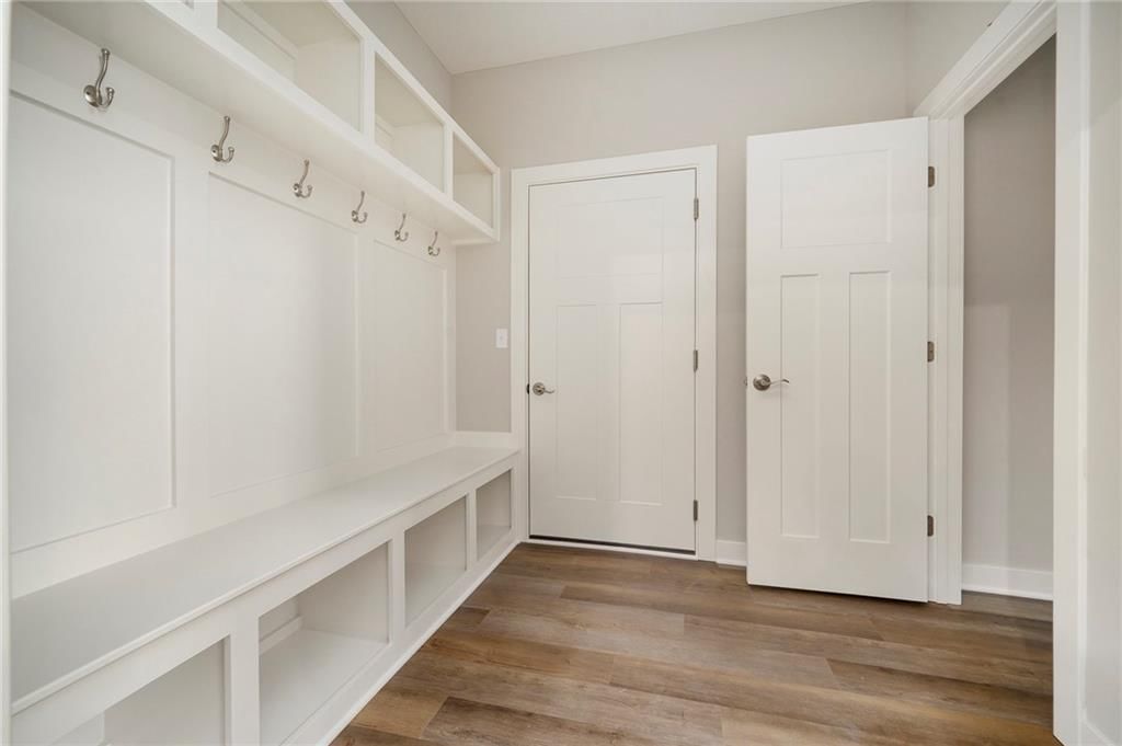 523 Hawthorne Street — photo 20