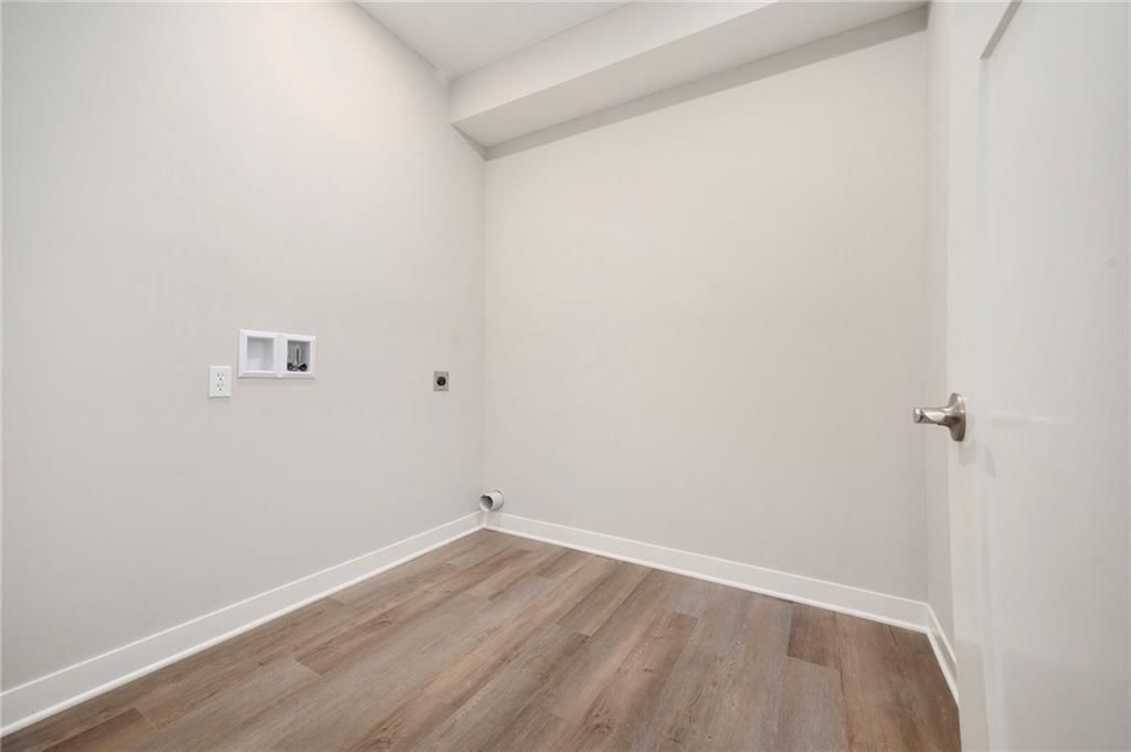 523 Hawthorne Street — photo 25