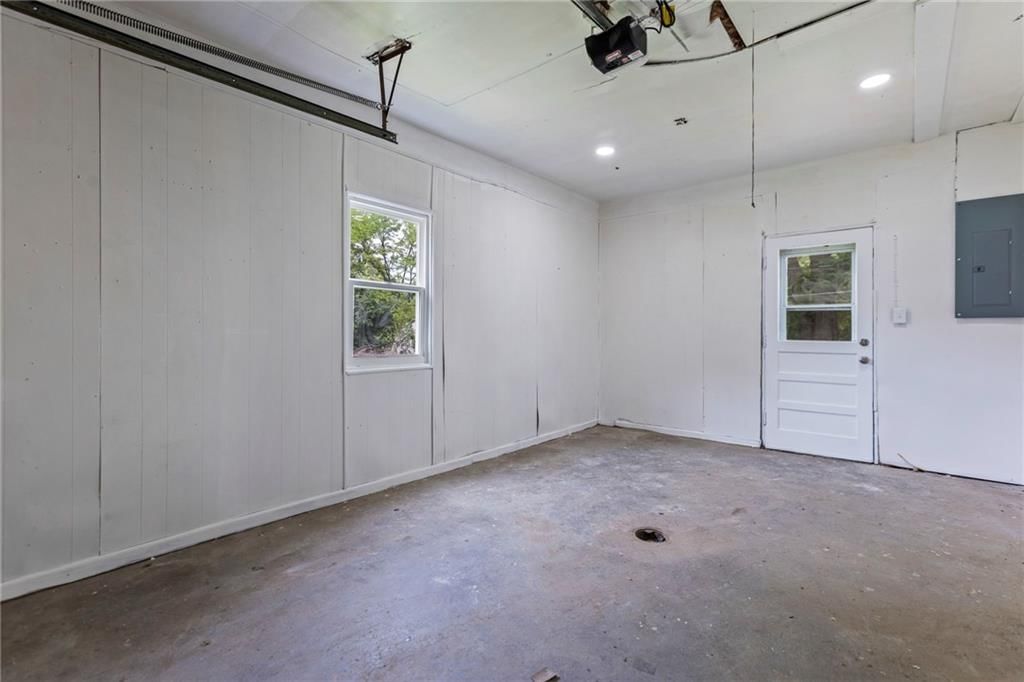 2709 N 65th Terrace — photo 32