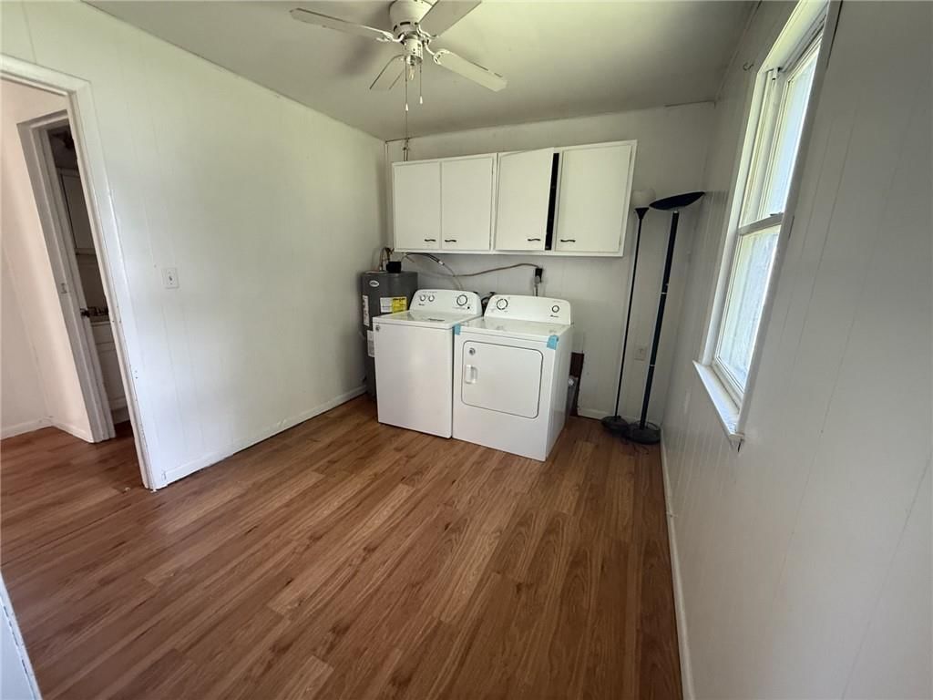 Photo 8 of 13 - 203 W George Street