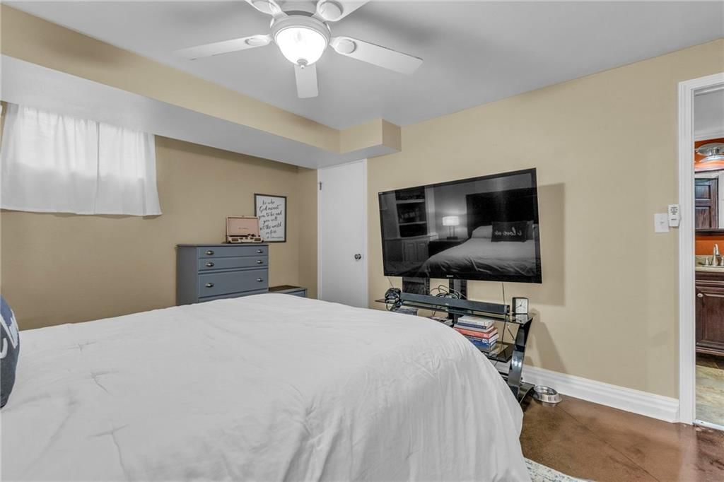 126 Rohrer Heights Drive — photo 29