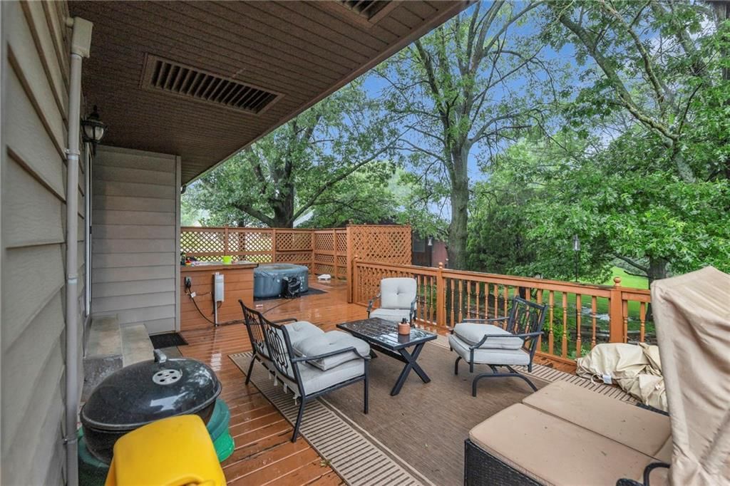 126 Rohrer Heights Drive — photo 34